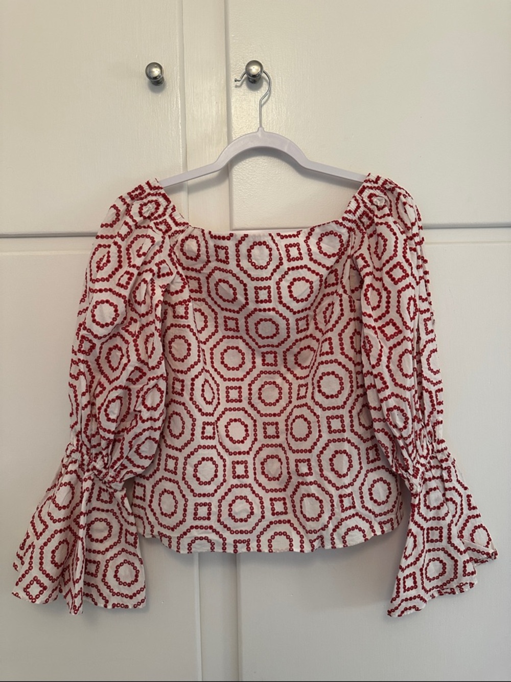 NEW Alexis White and Red Eyelet Blouse Off Shoulder Long Sleeve
